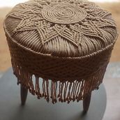 Meu projeto do curso: Técnicas de macramê circular. Arts, Crafts, Decoration, Macramé, Fiber Arts, and Textile Design project by mariana_dml - 04.19.2024