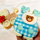 Mi proyecto del curso: Técnicas avanzadas de decoración de galletas . Desain, DIY, Dan Lukisan proyek oleh Lucy Amairani VIllaseñor M - 09.26.2024