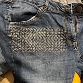My project for course: Upcycling with Sashiko-Inspired Embroidery. Un proyecto de Artesanía, Bordado, Mindfulness y Meditación de Michelle Best - 21.09.2024