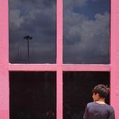 Mi proyecto del curso: Fotografía minimalista para Instagram. Photograph, Mobile Photograph, Instagram, Instagram Photograph, and Photographic Composition project by Mariana Sanchez - 10.10.2024