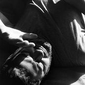 buscando la luz . Photograph project by Fernando Bruno - 10.04.2024