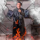 Mi proyecto del curso: Retrato conceptual dark. Photograph, Fine-Art Photograph, Portrait Photograph, and Photographic Lighting project by Salvador Heredia Cazorla - 10.07.2024