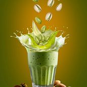 Fotografía de Producto Lassi de Pistacho. Un projet de Design , Publicité, Photographie, Postproduction photographique, Photographie de produits , et Photographie publicitaire de Fernando López Cea - 08.10.2024