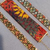My project for course: Beaded Jewelry Design: Weave Elegant Patterns. Een project van Ontwerp van accessoires, Craft, Textiel y Sieradenontwerp van viturgeon - 10.10.2024