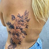 Meu projeto do curso: Tatuagem botânica com pontilhismo Ein Projekt aus dem Bereich Tattoodesign, Traditionelle Illustration und Botanische Illustration von Rachel Bizzo - 11.10.2024