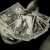 TAROT BARATO DE LAS 3 CARTAS: DESCUBRE LO QUE EL DESTINO TIENE PREPARADO PARA TI. Design, Ilustração tradicional, Publicidade, Música, Motion Graphics, Programação , Fotografia, UX / UI, Cinema, Vídeo e TV, 3D, Animação, Arquitetura, Br, ing e Identidade, Design de automóveis, Design de personagens, Direção de arte, Design de vestuário, Consultoria criativa, Gestão de design, Artesanato, Design editorial, Educação, Eventos, Artes plásticas, Design de acessórios, Design e fabricação de móveis, Design de jogos, Informática, Design gráfico, Design industrial, e Design de informação projeto de Tarot bizum 24 horas - 12.10.2024