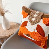 Vikingo: Bordado XL con aguja mágica. Een project van Borduurwerk,  Interieurdecoratie, Punch needle y Textielontwerp van Marjorie Estephania Alfaro Parra - 13.10.2024