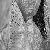 Mi proyecto del curso: Fotografía intimista: "Tramas en la piel" . Self-Portrait Photograph, Photograph, Fine-Art Photograph, and Portrait Photograph project by Lucia Miguel Camejo - 10.09.2024
