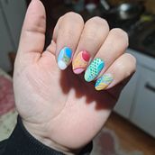 Mi proyecto del curso: Introducción al nail art. Un proyecto de Pintura decorativa, Diseño, Ilustración tradicional, Pintura y Pattern Design de tammygallardo96 - 08.11.2024