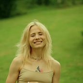 Moja strona internetowa "Canva od A do Z". Un progetto di Br, ing, Br, identit, Graphic design, Design per i social network e Web design di Monika Setlak - 20.10.2024