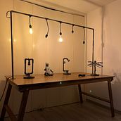 Mesa Estilo Industrial Plegable con Iluminación Propia. Design e fabricação de móveis projeto de Mauricio González - 21.10.2024