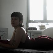 Versos de una mente enferma, Mar F. Calvo. Un progetto di Fotografia, Fotografia di ritratto e Belle arti di Nahuel Liñán Delgado - 12.02.2024