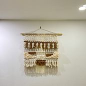 Mi proyecto del curso: Introducción al macramé: creación de un tapiz decorativo. Arts, Crafts, Accessor, Design, Interior Design, Decoration, Macramé, Fiber Arts, and Textile Design project by Alexandra Consuegra - 10.24.2024