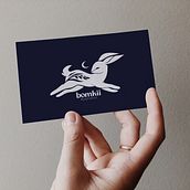 Hand-Drawn Branding: Bomkii Visual Identity. Br, ing e Identidade, Design, Design gráfico, H, Lettering, Lettering, Design de logotipo, e Packaging projeto de Bianca Moga - 27.10.2024