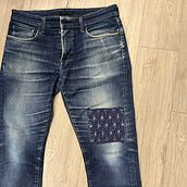 My project for course: Introduction to Japanese Sashiko Stitching. Un proyecto de DIY, Bordado, Tejido, Diseño textil, Upc y cling de Miriam - 29.10.2024