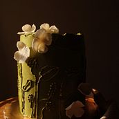 Mi proyecto del curso: Flores de azúcar para cake design. DIY, Decoração de bolos, Design de bolos, Arte comestível, e Flores de açúcar projeto de Idalia Rabelo - 14.11.2024