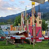 CANVA Abschlussprojekt Building Playground for Kids. Un progetto di Br, ing, Br, identit, Graphic design, Design per i social network e Web design di Julia Eggenberger - 18.11.2024