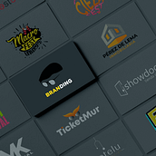 BASICAMENTE LOGOS. Un projet de Br, ing et identité , et Design graphique de Basilio Ferrandiz Espartal - 20.11.2024