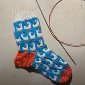 silly goose Colourwork sock by Charlotte Stone (Stoneknits). Accessor, Design, Fashion Design, Fiber Arts, Knitting, and Textile Design project by deannabananiphan - 12.13.2024