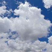 Autobombo Creativo . Projekt z dziedziny Marketing treści, Marketing c, frow, Marketing na Facebooku, Marketing na Instagramie, Marketing, Portale społecznościowe, Stor i telling użytkownika Rubí Cruz Torres - 18.12.2024