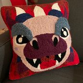 Dragon Pillow and Class Project. Un projet de Broderie, Décoration, Punch needle , et Design textile de ryecrowendesign - 26.12.2024