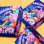 Slomi I Diseño de empaque e ilustración. Een project van Grafisch ontwerp,  Br, ing en identiteit y Packaging van Daniela Britto - 30.12.2024