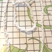 Aros y pulseras  tejidos ( de mi autoría) y a base de cadenetas.. Un projet de Art textile de FRancisca Andrea EStay LAuria - 10.01.2025