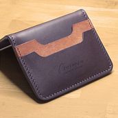 Handmade Leather Bifold Wallet. Arts, and Crafts project by Israel Diaz - 01.11.2025