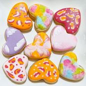 Galletas San valentin. Design, DIY, and Painting project by italiby_hdez - 01.17.2025