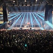 Better to Go Alone  . % Vanessa Smiatek tarafından hazırlanan Yaratıcı Yazarlık, Ve Yazma projesi - 01.21.2025