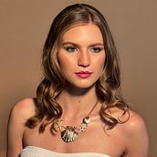 Beauty makeup Ein Projekt aus dem Bereich Kunstleitung, Modedesign, Modefotografie und Kino, Video und TV von Katalin Kollár - 21.01.2025