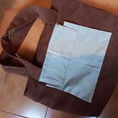Tote universal. Sewing, and Textile Design project by Ermitas Otero Prieto - 01.21.2025