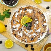 Mi proyecto de food styling: Tarta de Moras sureña. Un projet de Photographie numérique, Photographie gastronomique, Photographie pour Instagram, Photographie lifest, le, Photographie smartphone, Retouche photographique, Photographie, Photographie de produits, Réseaux sociaux, St , et lisme culinaire de fermoralesolivari - 21.01.2025