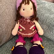 Lily Ann . Amigurumi, Arts, Crafts, Crochet, Fiber Arts, Textile Design, To, and Design project by Monica Cantu - 02.04.2025