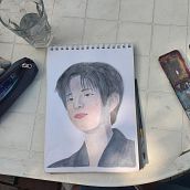 Retrato artístico en acuarela. Fine Arts, Portrait Drawing, Painting, and Watercolor Painting project by Brenda Adriana Moreira - 02.09.2025