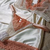 PRANA. Fashion Design, DIY, Patternmaking, Dressmaking, and Sewing project by Carla Coronel - 02.14.2025