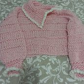 Cojín q fue sueter . % Marta Sabina tarafından hazırlanan Aksesuar Tasarımı, El, af Sanatları, Tığ işi, Örgü örmek, Ve Tekstil Tasarımı projesi - 02.15.2025