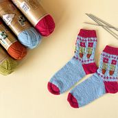 Jardiniere Socks Ein Projekt aus dem Bereich Erweiterungsentwicklung, Modedesign, Weben, Stricken und Textildesign von Anastasia Papathanaki - 17.02.2025