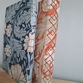 Cuaderno Rayo y Variante de Diamante. Arts, Crafts, Bookbinding, DIY, Fine Arts, Paper Craft, and Sewing project by alexandra_povoas - 02.18.2025