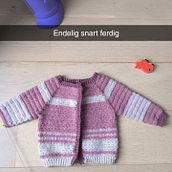 First top down garment . Crochet, Fashion Design, DIY, Fiber Arts, and Textile Design project by Ivy Wong - 02.20.2025