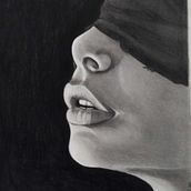 Between Light and Shadow. Un projet de Dessin artistique, Dessin, Dessin de portrait, Carnet de croquis , et Esquisse  de Alexandra Tzouti - 07.03.2025
