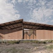 Concurso 'LA ESCUELA'. Un projet de Architecture, Architecture numérique, Illustration architecturale, ArchVIZ, Modélisation 3D , et Conception 3D de Clara Mateos Cecchi - 11.03.2025