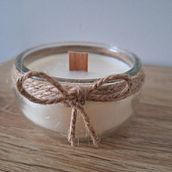 Velas perfumadas. DIY, Interior Design, and Product Design project by Joana Lopes Petinha - 03.16.2025