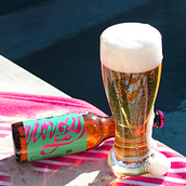 Cerveza Flamingo Sisal. Lettering, Packaging, Graphic Design, Narrative, Br, ing & Identit project by Erika Múzquiz Quiroga - 03.16.2025