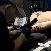 LETTERS. Un progetto di Calligrafia, Lettering e Design di tatuaggi di Manuel Eduardo - 17.03.2025