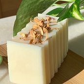 Tallow based soap . Arts, Crafts, and DIY project by hani_nhi_hoang - 03.26.2025