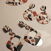 Terrazzo style earrings. Accessor, Design, Arts, Crafts, DIY, Jewelr, and Design project by sara_tuff - 03.28.2025