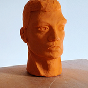 Bust in plasticine. Fine Arts, and Sculpture project by Cláudia Oitavén - 03.29.2025