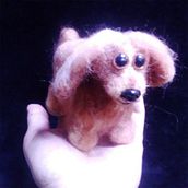 Perrita Cooker "Estrella". Projekt z dziedziny Craft, Projektowanie zabawek,  Tkactwo, Filcowanie igłą, Wzornictwo tekst i liów użytkownika Sheyly Magia - 01.04.2025