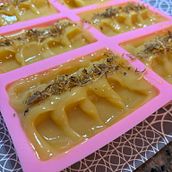 Honey Bee soap Ein Projekt aus dem Bereich H, werk und DIY von Anete Dinne - 02.04.2025